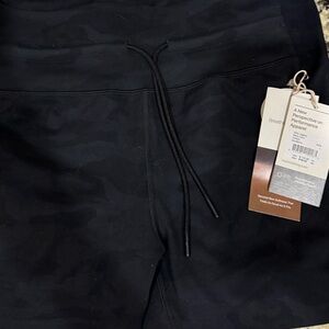 Vuori Daily Camo Black Leggings